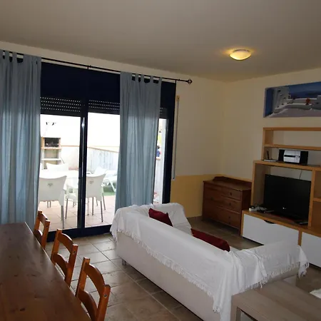 Casa Cerca Del Mar Con Piscina, A/c Opcional, Admite Mascotas, Playa Perros, Deltebre - Es-184-17 Riumar