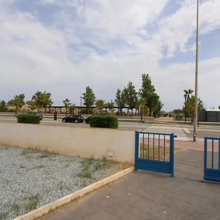 Casa Cerca Del Mar Con Piscina, A/c Opcional, Admite Mascotas, Playa Perros, Deltebre - Es-184-17 度假居